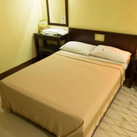 Vista Hotel Recto Manila Exteriér fotografie